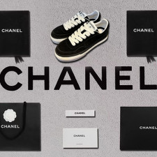 [스니커즈] CHANEL 23b 로우탑 단화 샤넬운동화 트레이너 카프스킨  크루즈 블랙 신발